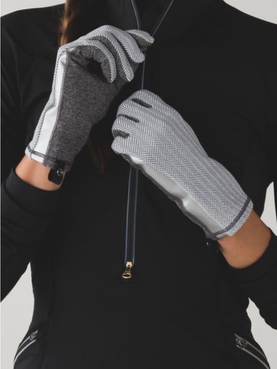 lululemon athletica Accessories - Lululemon Run With Me Gloves in Heathered Herringbone White Slate.